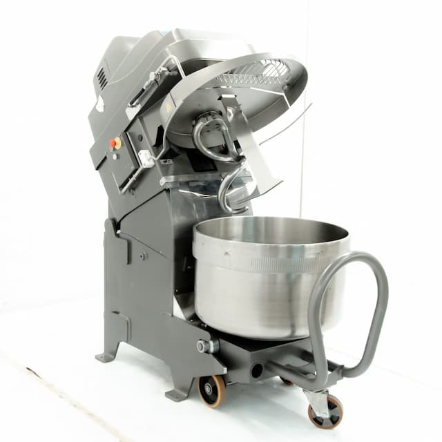 Тестомес спиральный VMI BERTO MAG-R80 с подкатной дежой арт. УТ-00093419 (Восстановленное 1 шт)